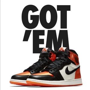 Satin Shattered Backboards sz 7w